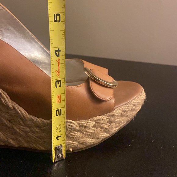 Jessica Simpson Giani tan leather wedge espadrille heel gold buckle size 9.5 - Picture 6 of 12